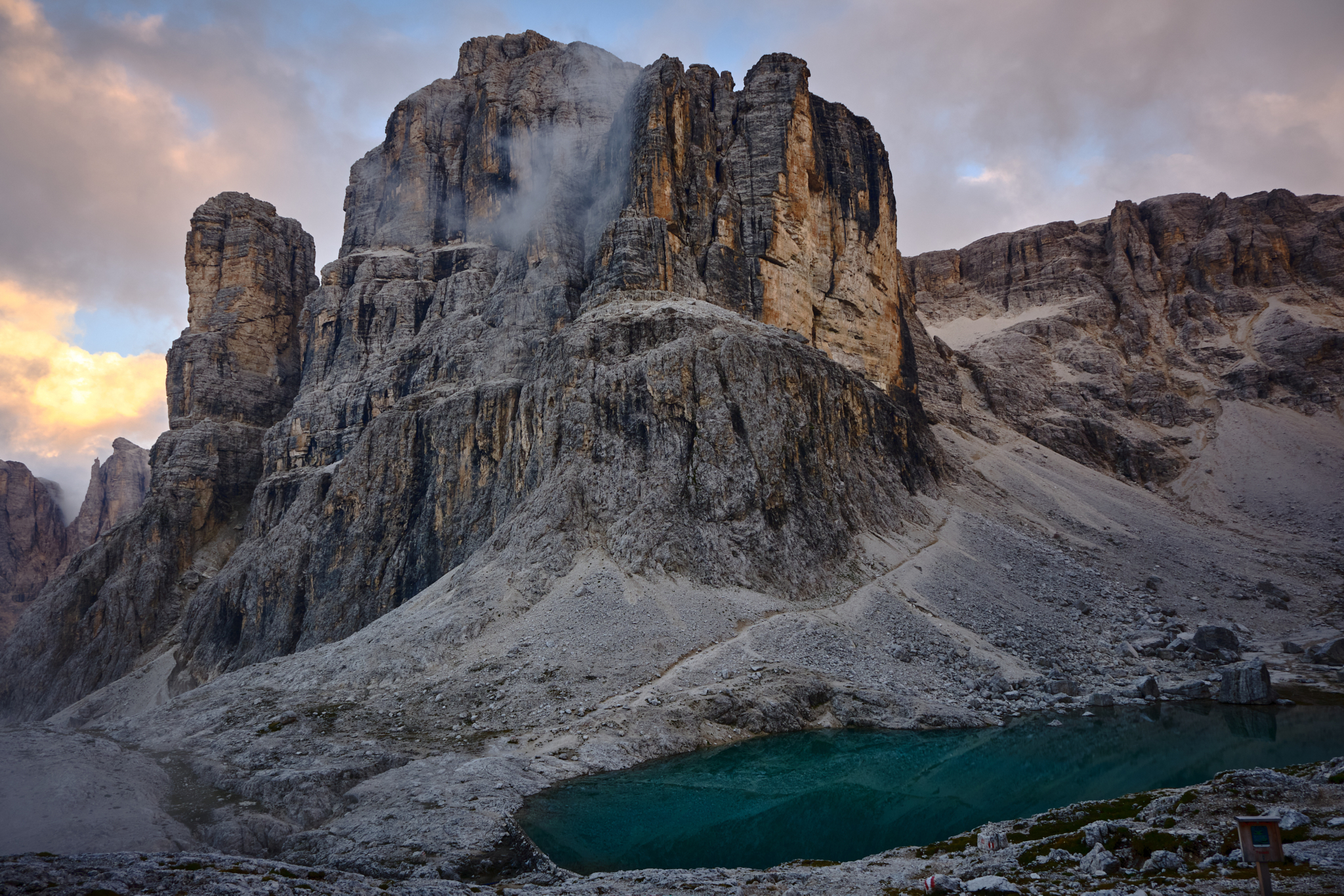 The sunrise over the lake from Refugio Mulaz